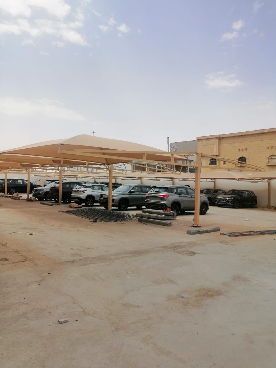 شركة بن غازي لتركيب المظلات والسواتر بالرياض تركيب وحدادة جميع انواع المظلات مظلات سيارات مظلات جلسات خارجية مظلات حدائق مظلات شينكو تركيب ساندوتش بانل مظلات متحركة مظلات خارجية بجودة عالية 